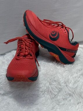 Women’s Topo Running Shoes